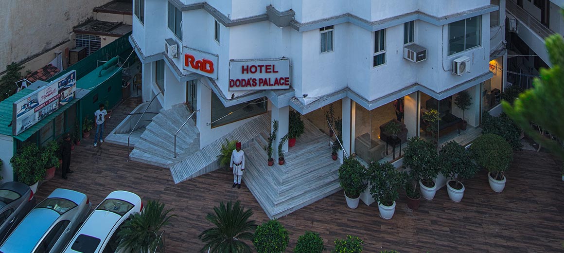 Escort Service in Raja Park Jaipur